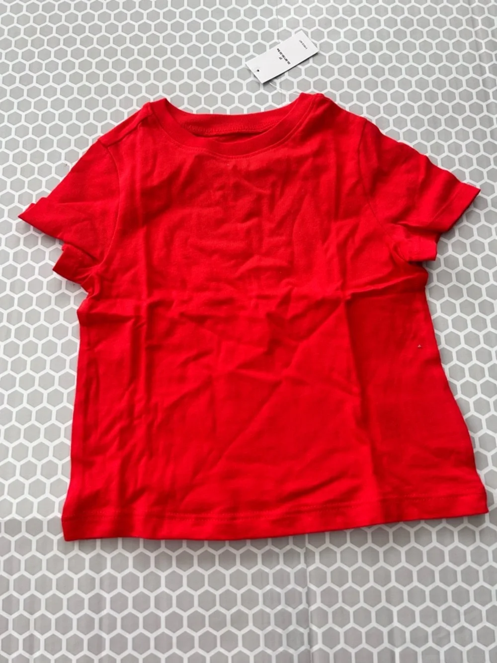 NWT Old Navy Bundle of 5 Short Sleeve Toddler Tees. Size 2T